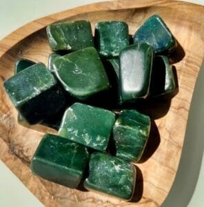 How To Identify Jade Or Jadeite Like A Graduate Gemologist