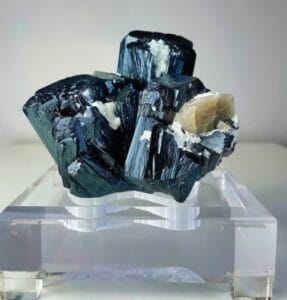 List of Common and Rare Black Rocks, Minerals, and Crystals