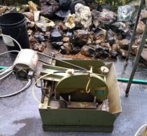 How to Open a Geode. Free Homer Simpson Guide