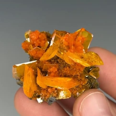 wulfenite crystals on matrix