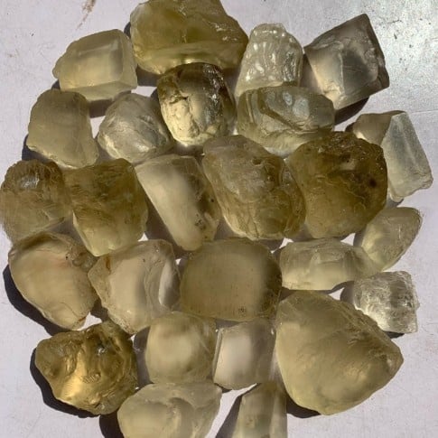 Types of Feldspar Crystals (Orthoclase vs. Plagioclase)