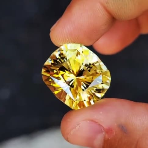 yellow topaz crystal